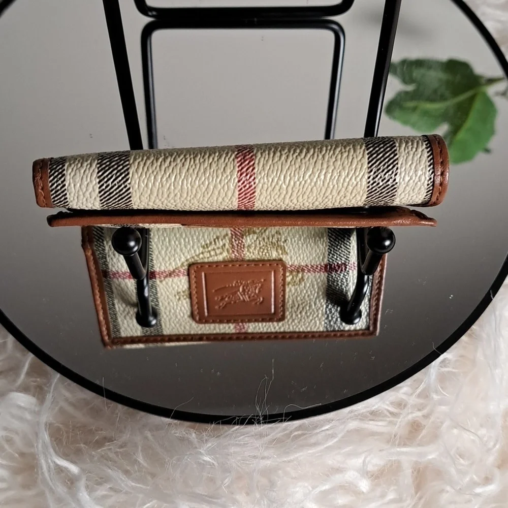 Burberrys Of London Vintage Nova Check Key Holder
